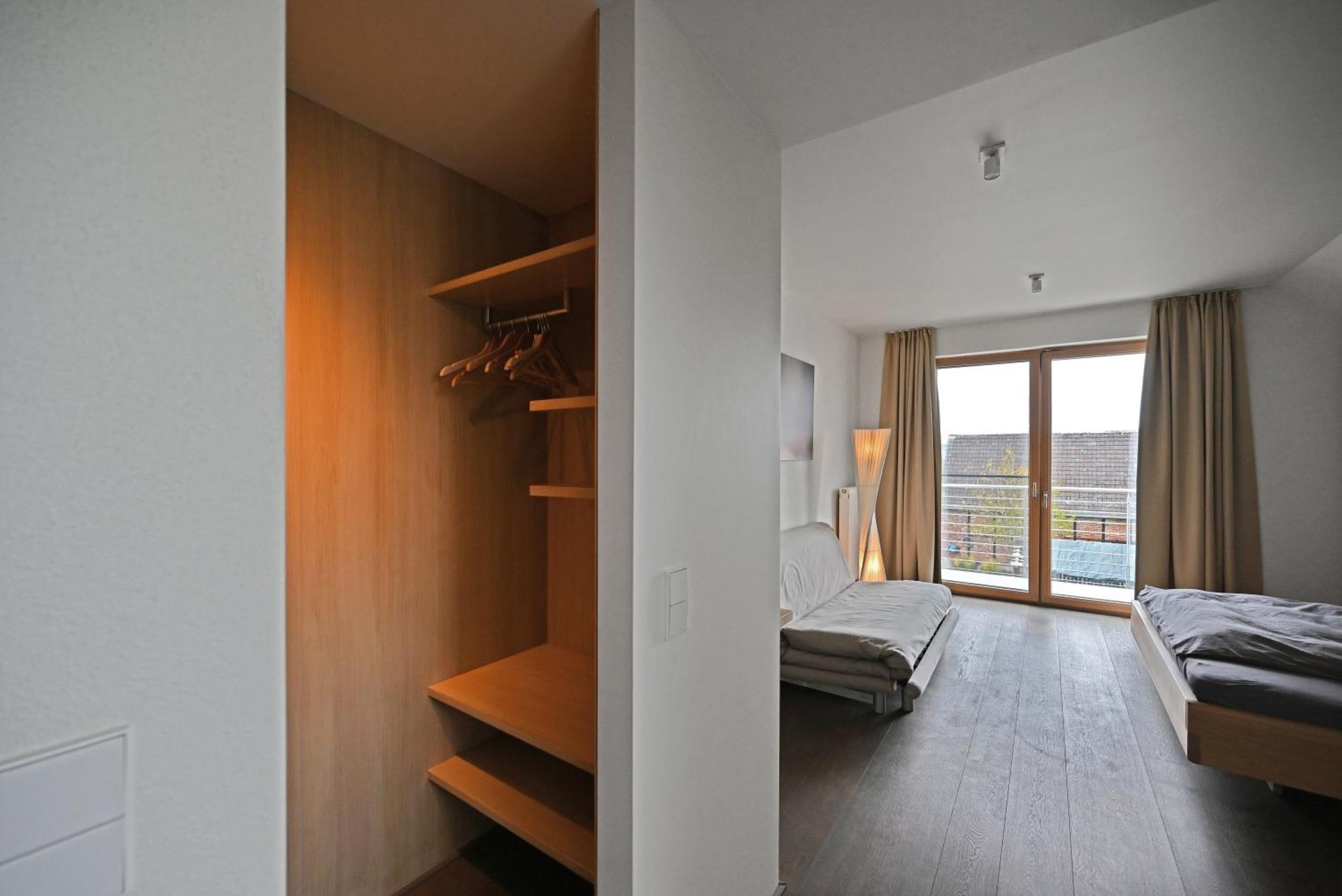 Modernes & Gepflegtes Hotelzimmer Mit Kueche! Bernstadt  Zewnętrze zdjęcie
